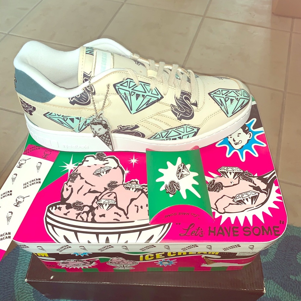 11.5 Reebok ice cream edition